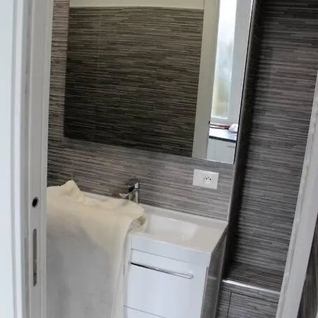 Au Coeur De La Vieille Apartament *